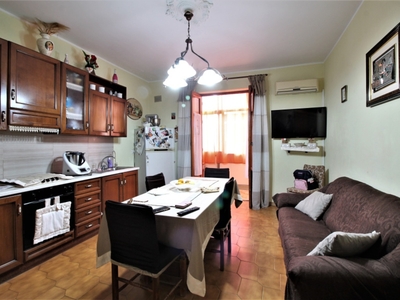 Appartamento in Via Lorenzo Il Magnifico, Bagheria, 1 bagno, 90 m²