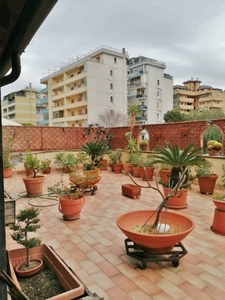 Appartamento in Viale Emilia, Palermo, 5 locali, 2 bagni, 156 m²
