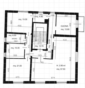 Attico a Carrara, 5 locali, 1 bagno, posto auto, 240 m² in vendita