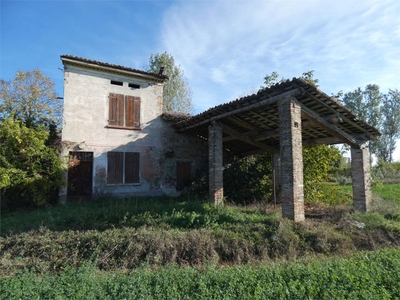 Casa indipendente a Concordia sulla Secchia, 5 locali, 1 bagno, 150 m²