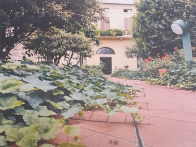 Casa indipendente a Mantova, 5 locali, 300 m² in vendita
