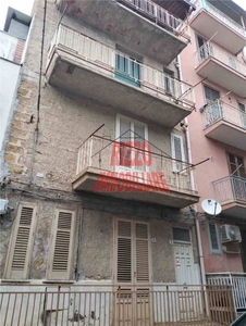 Casa indipendente a Misilmeri, 4 locali, 3 bagni, 200 m² in vendita