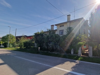 Casa indipendente in Strada Geromina 48, Sacile, 13 locali, 2 bagni
