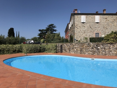 Casa semindipendente a Fosdinovo, 4 locali, 1 bagno, giardino privato