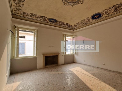 Monolocale in Via Trento e Trieste, Carpi, 1 bagno, 47 m², 1° piano