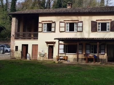 Palazzo a Borgonovo Val Tidone, 200 m², aria condizionata in vendita
