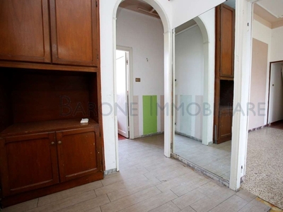 Quadrilocale in Via Bonascola, Carrara, 1 bagno, 90 m², 2° piano