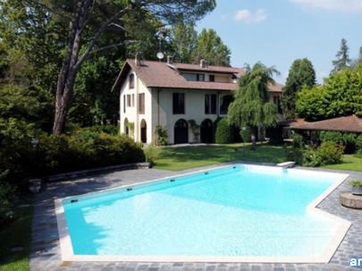 Questa villa in vendita a Castelletto