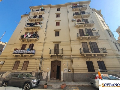 Trilocale in Via Giuseppe Patricolo, Palermo, 1 bagno, 92 m², 4° piano