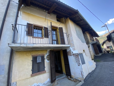 Trilocale in Via navei 0, Val della Torre, 1 bagno, 45 m² in vendita