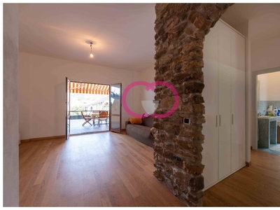 Trilocale in Via Vignetta, Varazze, 1 bagno, giardino privato, 85 m²