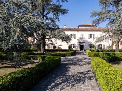 Villa in Sestini, Pistoia, 25 locali, giardino privato, posto auto