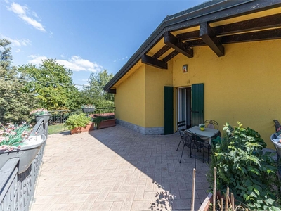 Villa in STRADA GHERBELLA 191, Modena, 9 locali, 3 bagni, 217 m²