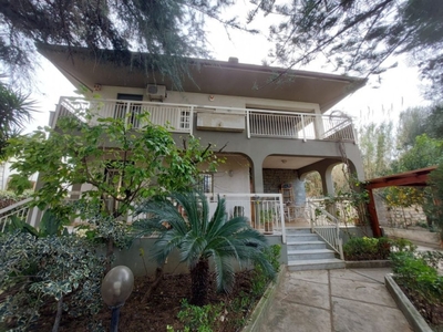 Villa in Via Aquino, Palermo, 2 bagni, posto auto, 320 m², terrazzo