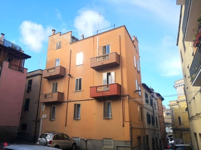 Appartamento in Vendita in Via Chiusa a Viterbo