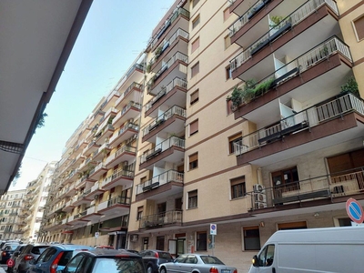 Appartamento in Vendita in Via Diego Peluso 111 a Taranto