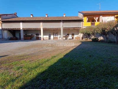 Casa colonica in vendita a Cazzago San Martino