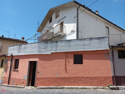 Casa indipendente in Vendita in del Fossato 4 a L'Aquila