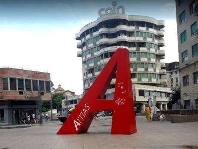 Garage/Posto auto in Vendita in a Livorno