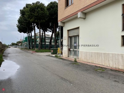 Garage/Posto auto in Vendita in Via G Sacconi a Grottammare