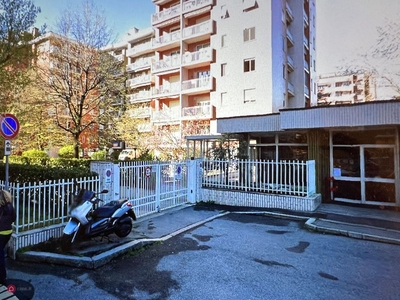 Garage/Posto auto in Vendita in Via Morandi 12 a Novate Milanese