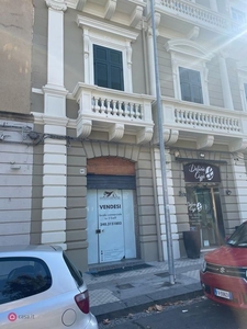 Negozio/Locale commerciale in Vendita in Via Garibaldi a Messina