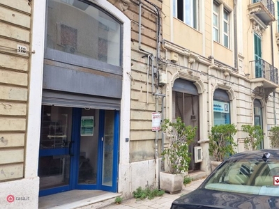 Negozio/Locale commerciale in Vendita in Via Ghibellina a Messina