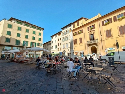 Negozio/Locale commerciale in Vendita in Via Pietrapiana a Firenze