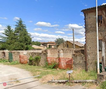 Terreno edificabile in Vendita in Via del Borgo 85 a Sovicille