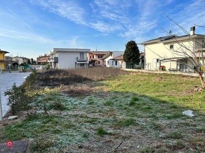 Terreno edificabile in Vendita in Via Francesco Ferrucci a Castelli Calepio