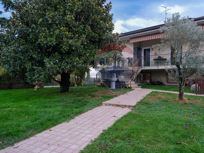 Villa in vendita a Oppeano