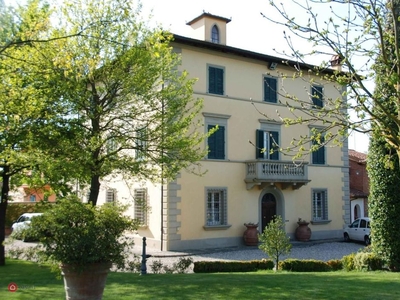 Villa in Vendita in Via della Val di Nievole a Castelfranco di Sotto