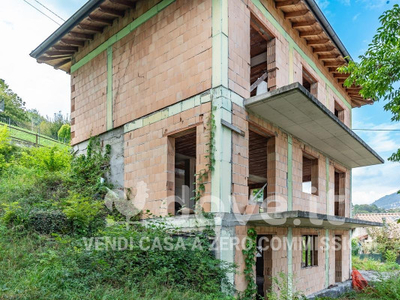 Villa nuova a Cerano d'Intelvi - Villa ristrutturata Cerano d'Intelvi