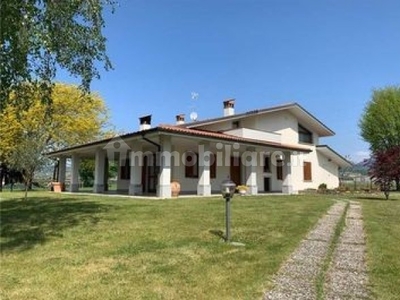 Villa nuova a Desenzano del Garda - Villa ristrutturata Desenzano del Garda