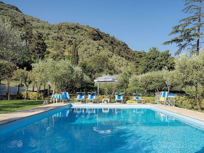 Villa con meravigliosa piscina privata e giardino per un massimo di 12 persone