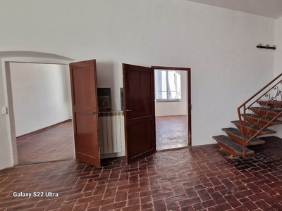 Appartamento in vendita a Cerreto Guidi Firenze