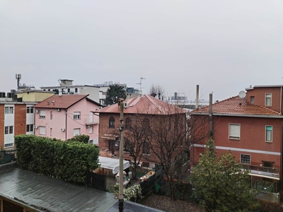 Appartamento in vendita a Segrate Milano Novegro