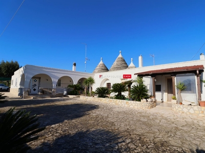 Rustico casale ristrutturato a Martina Franca