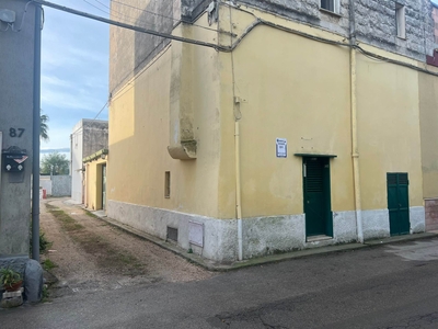 Bilocale in Via Gargiulo in zona Talsano,s. Donato a Taranto