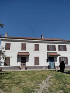 CASA BIFAMILIARE