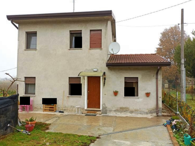 casa in vendita a Adria