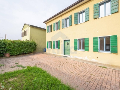Casa Indipendente in Vendita a Treviso, zona Castellana, 229'000€, 150 m²