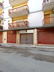 Garage / Posto auto in Via Carrara a Bitonto