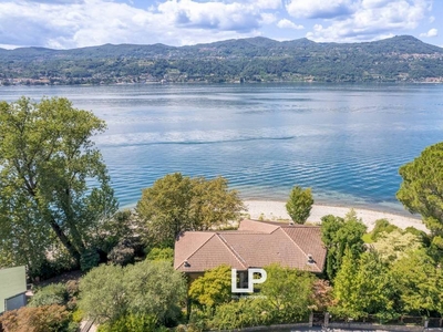 Incredibile Villa direttamente sul lago Maggiore