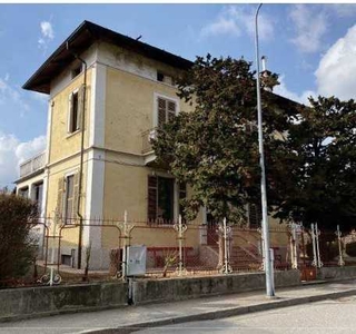 Porzione di casa in Vendita a Biella Via Carlo Antonio Coda