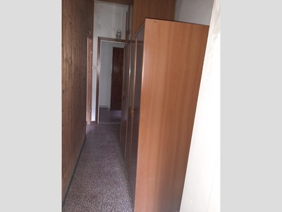 Quadrilocale in Vendita a Massa, 89'000€, 77 m², arredato