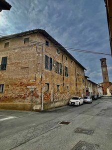 Rustico-Casale-Corte in Vendita ad Castelnuovo Bormida - 215000 Euro