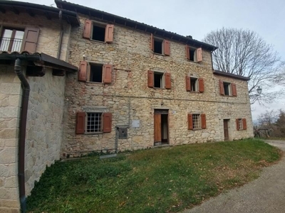 rustico / casale in vendita a Zocca