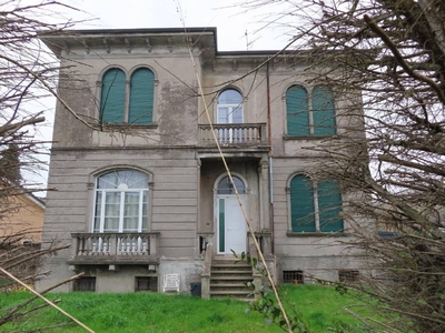 Villa in Via g. Marconi 58 a Stanghella