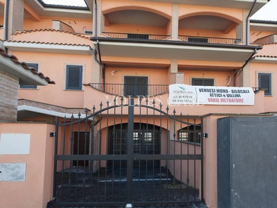 Villino a schiera in vendita a Fonte Nuova, Tor Lupara